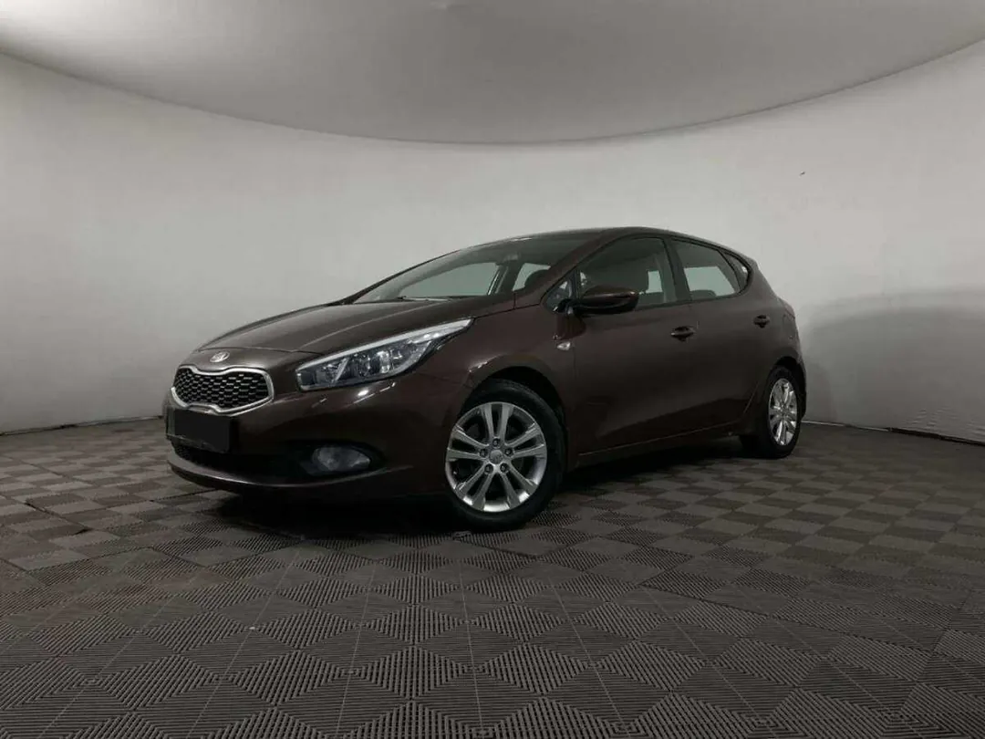 Kia Ceed, 2013