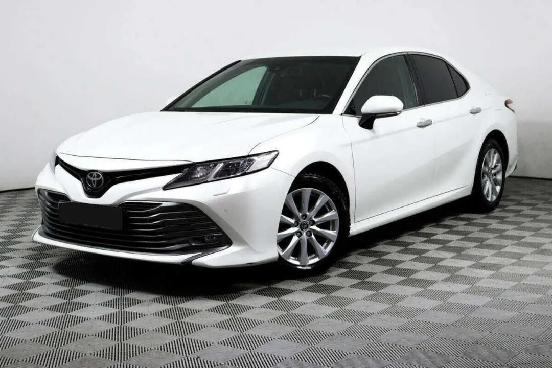 Toyota Camry, 2019