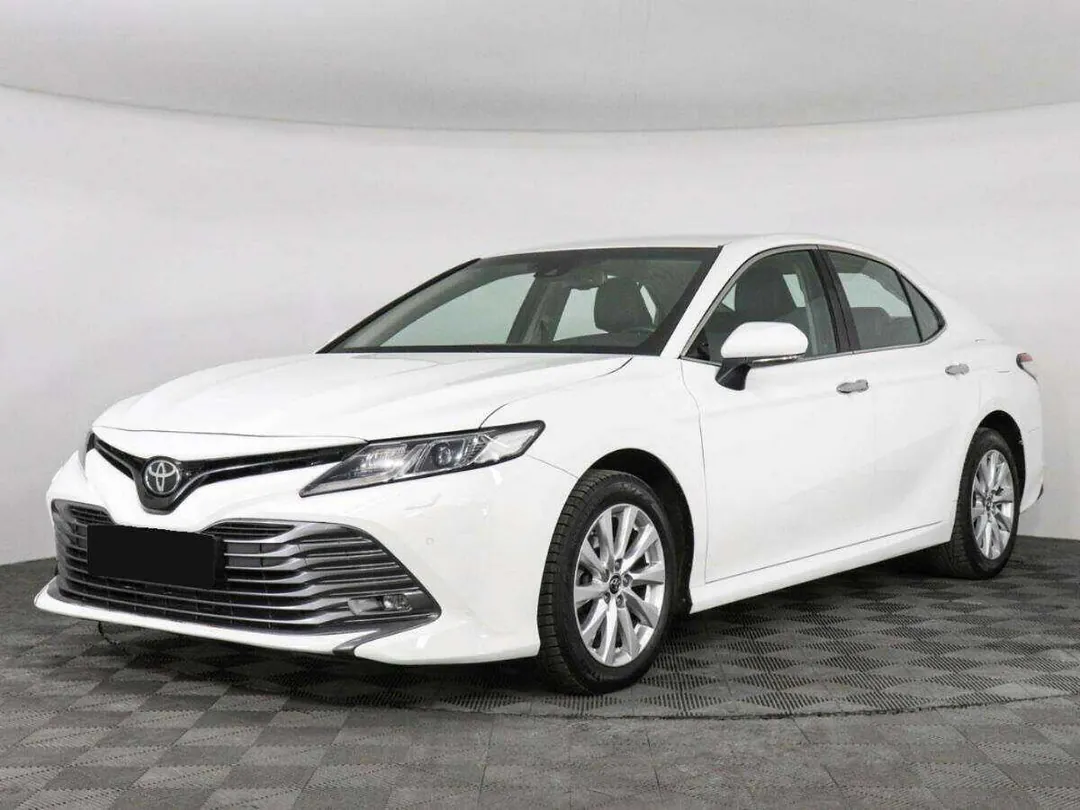 Toyota Camry, 2019