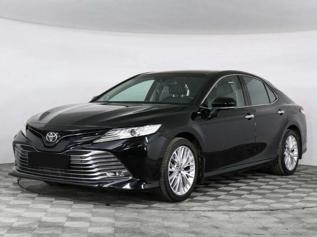Toyota Camry, 2018