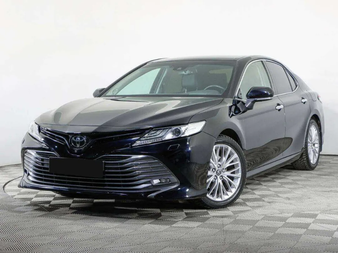 Toyota Camry, 2019