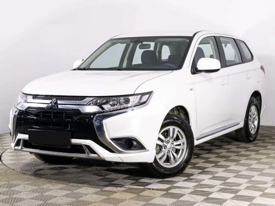 Mitsubishi Outlander, 2022