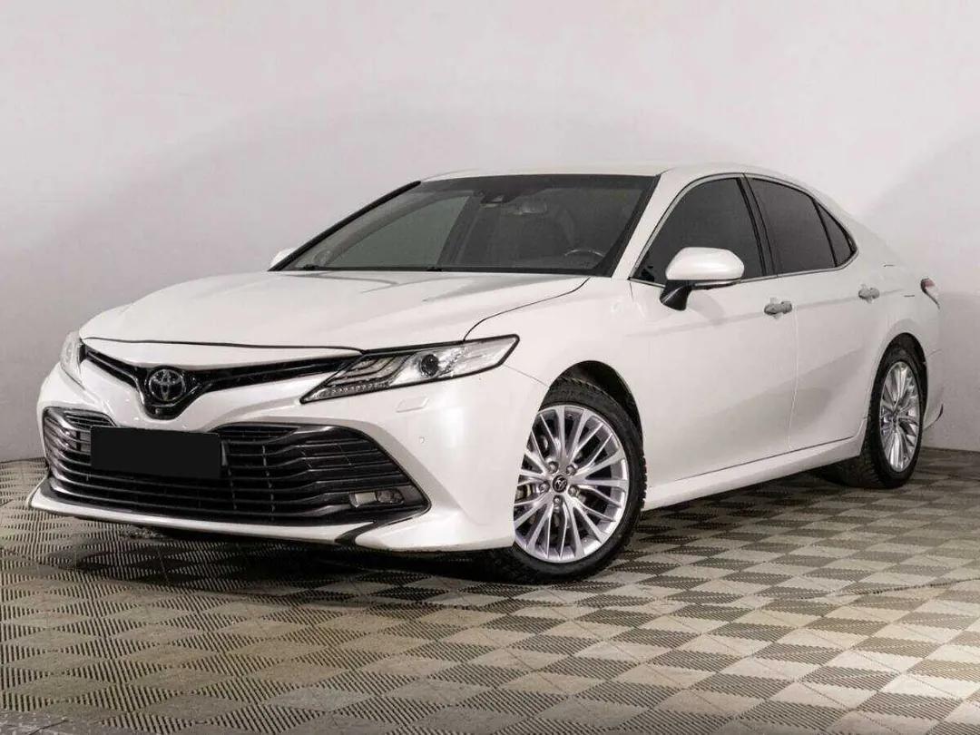 Toyota Camry, 2018
