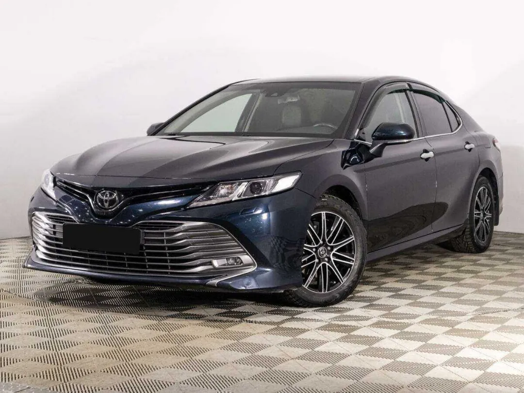 Toyota Camry, 2018
