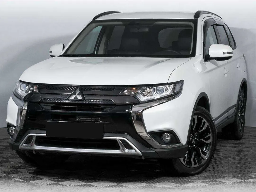 Mitsubishi Outlander, 2021