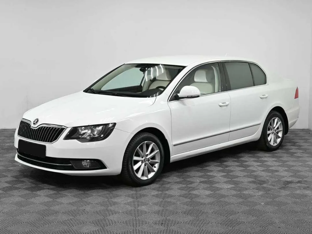 Skoda Superb, 2013