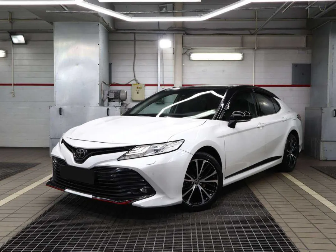 Toyota Camry, 2020