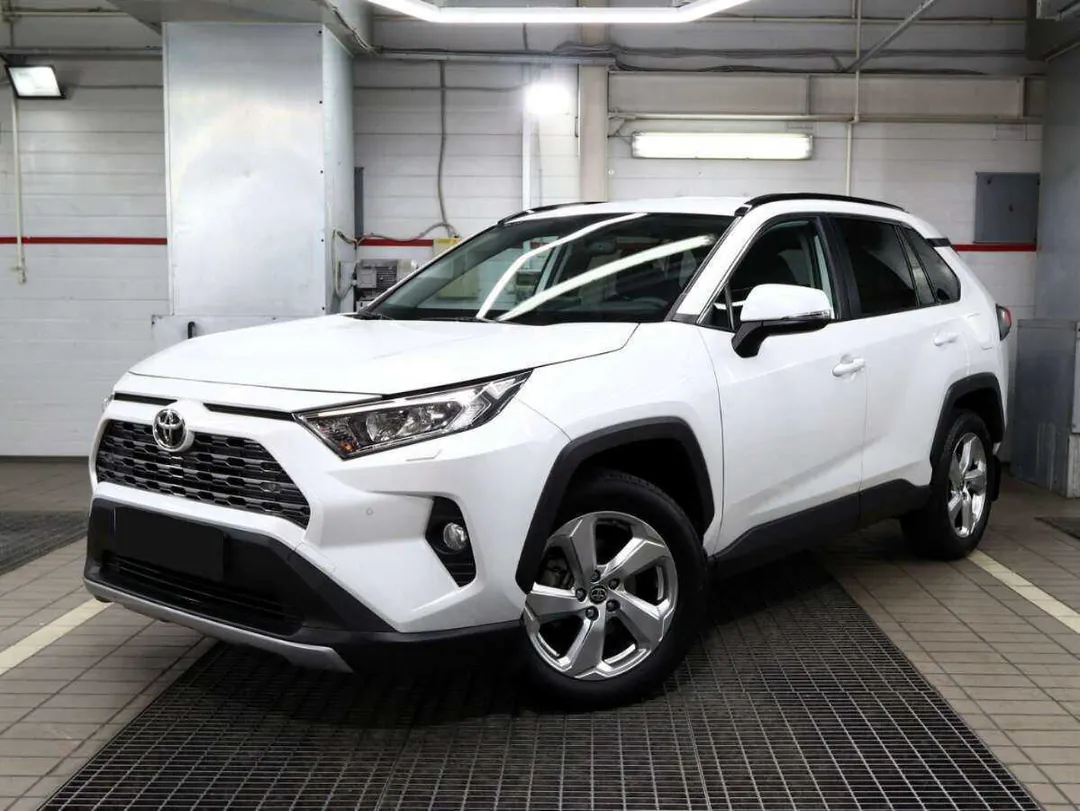 Toyota RAV4, 2021