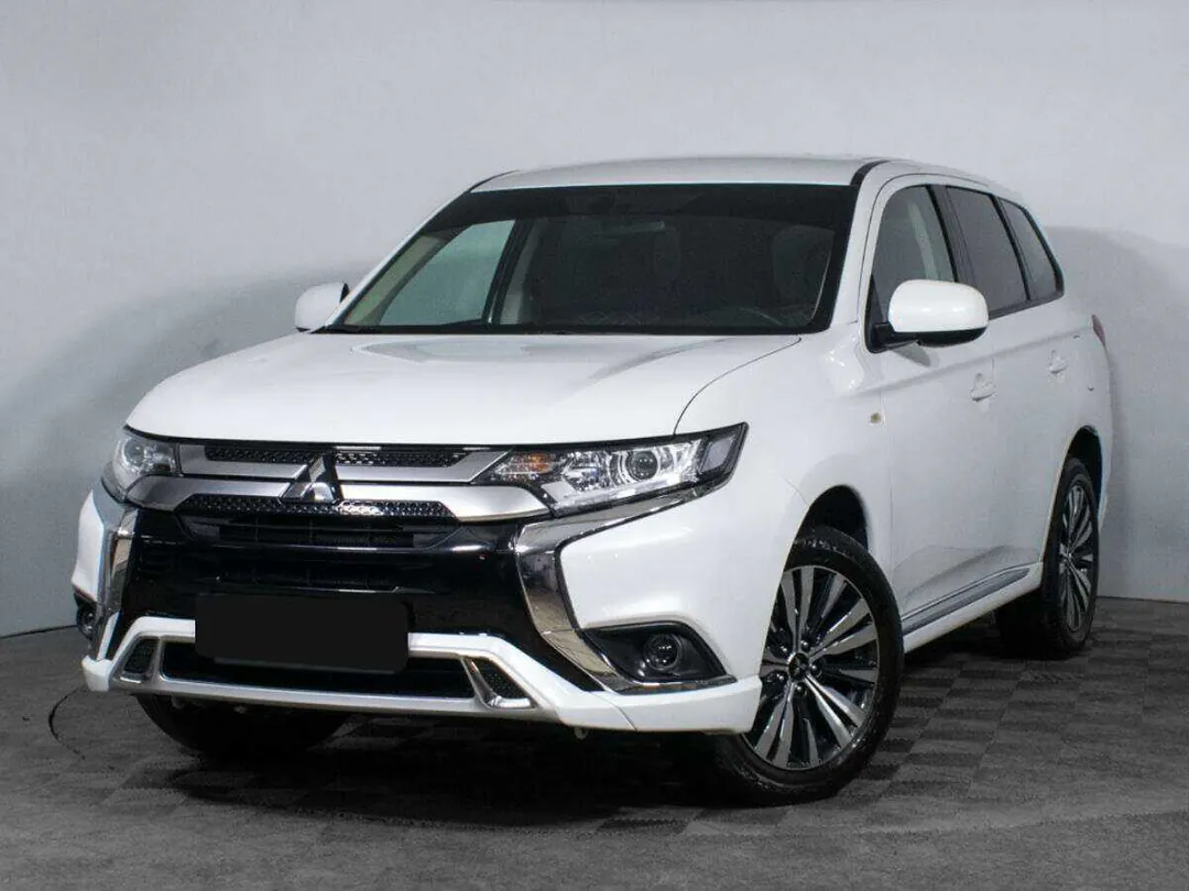 Mitsubishi Outlander, 2022