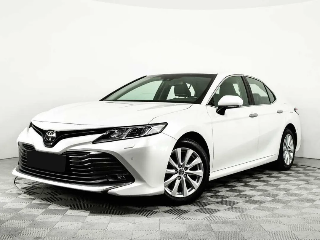 Toyota Camry, 2020