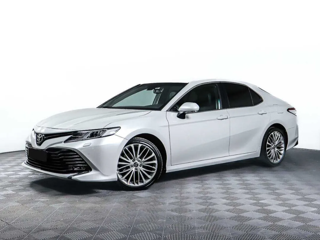 Toyota Camry, 2020