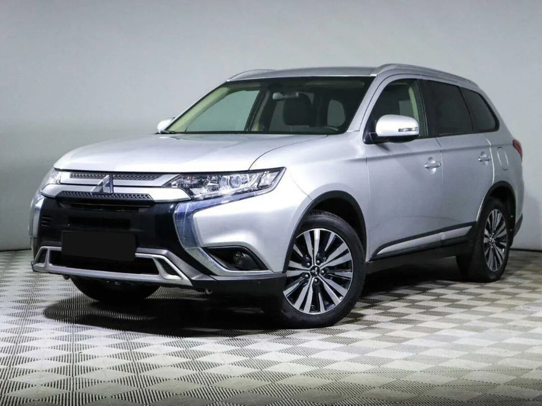 Mitsubishi Outlander, 2021