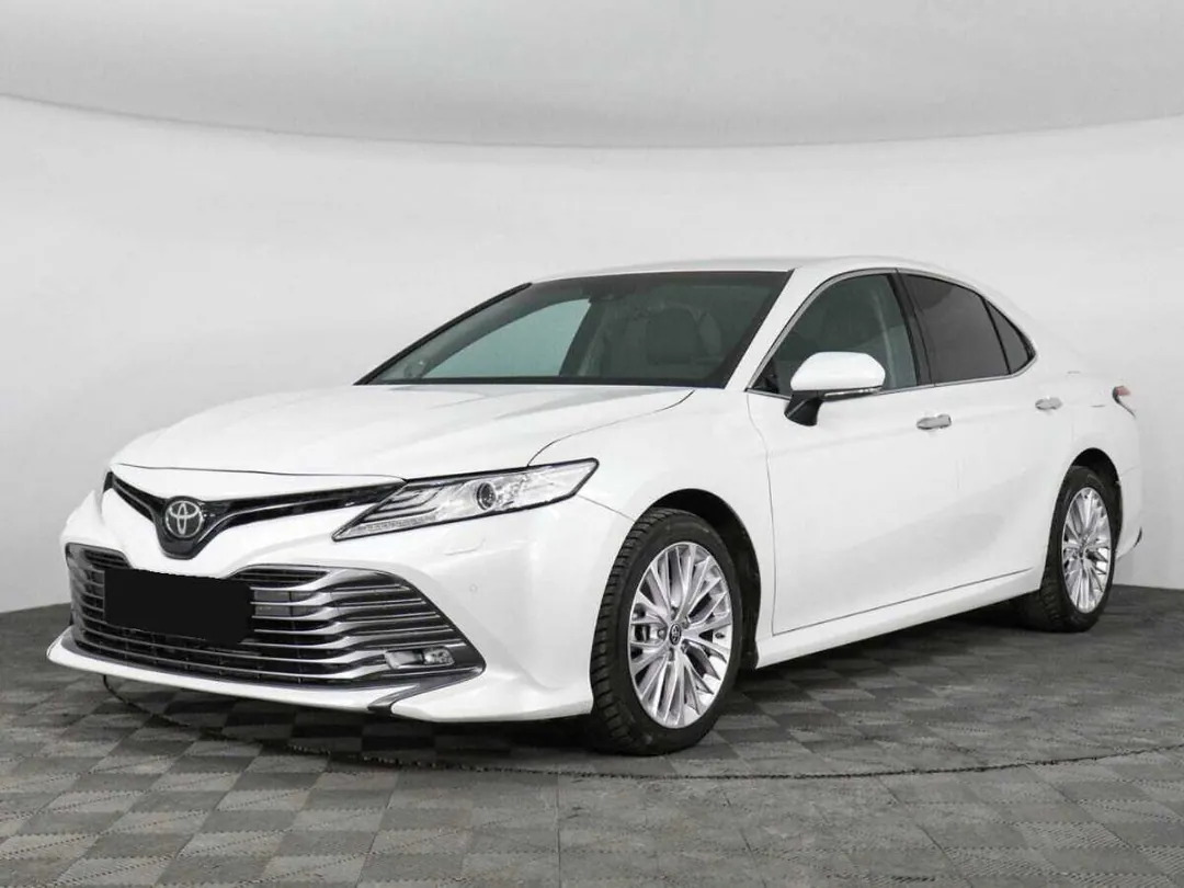 Toyota Camry, 2020