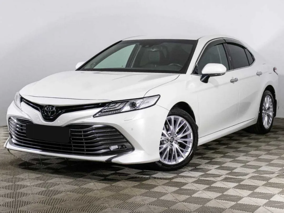 Toyota Camry, 2020