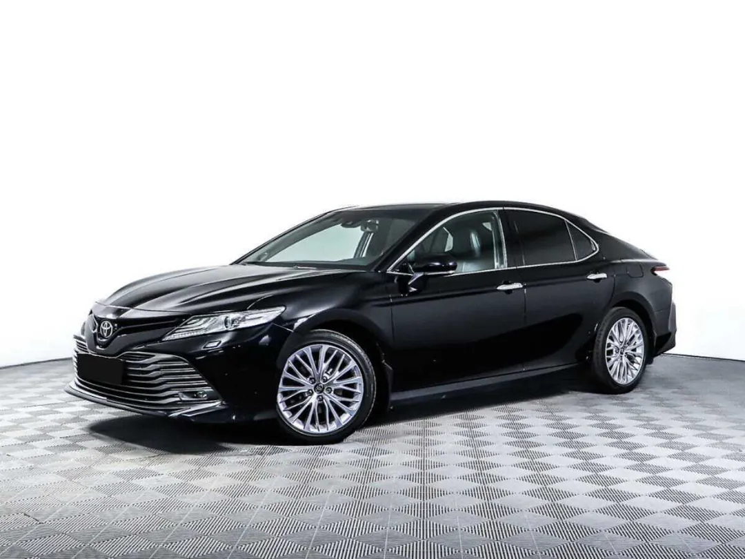 Toyota Camry, 2018
