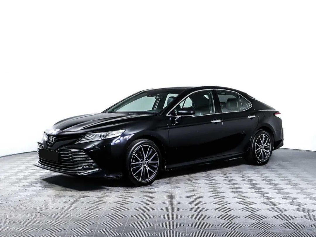 Toyota Camry, 2018