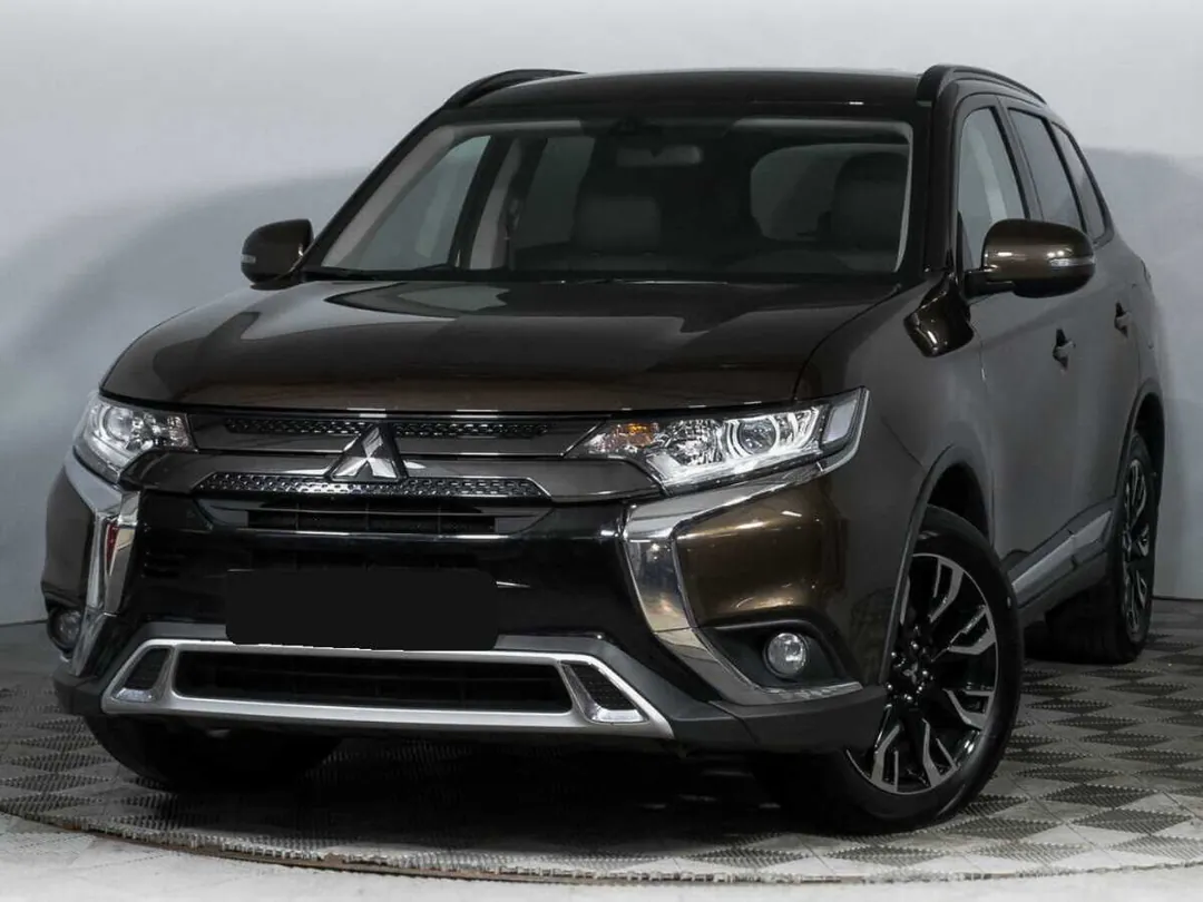 Mitsubishi Outlander, 2021