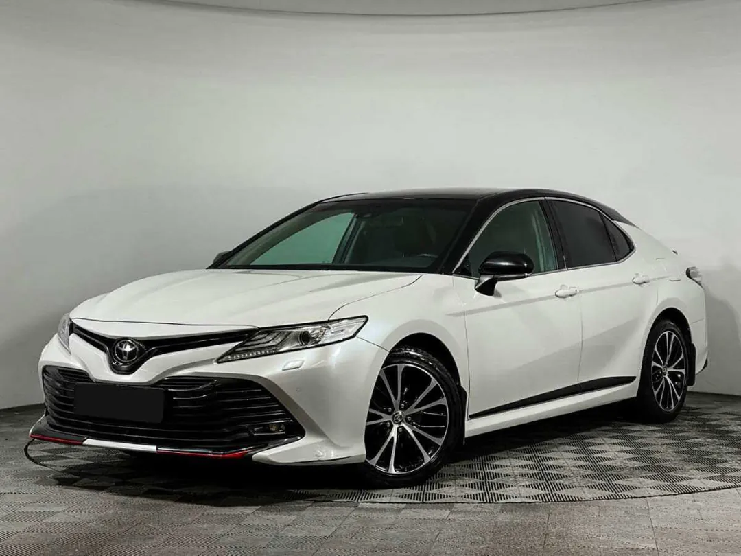 Toyota Camry, 2020