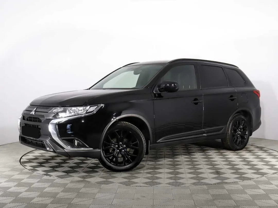 Mitsubishi Outlander, 2020