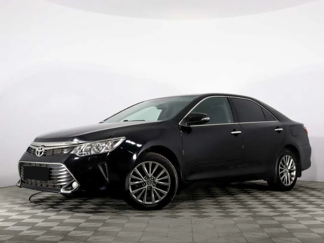 Toyota Camry, 2016