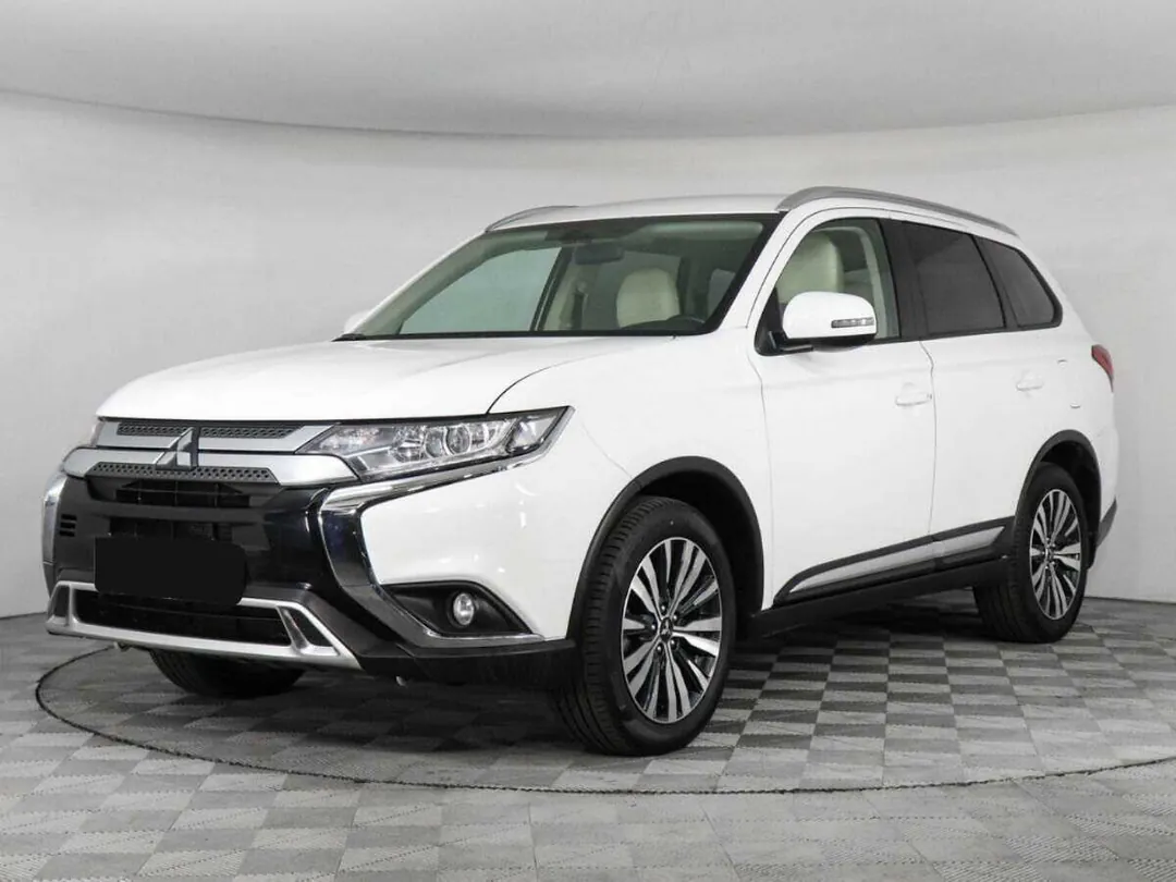 Mitsubishi Outlander, 2021