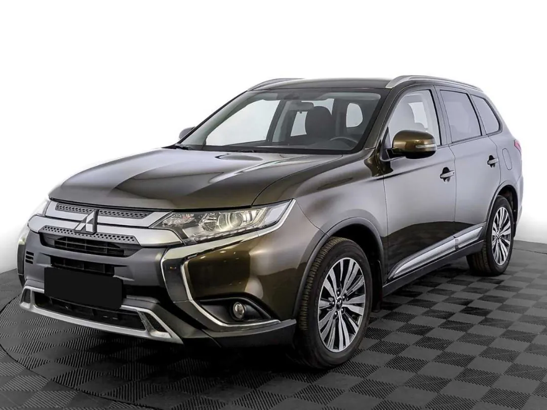Mitsubishi Outlander, 2021