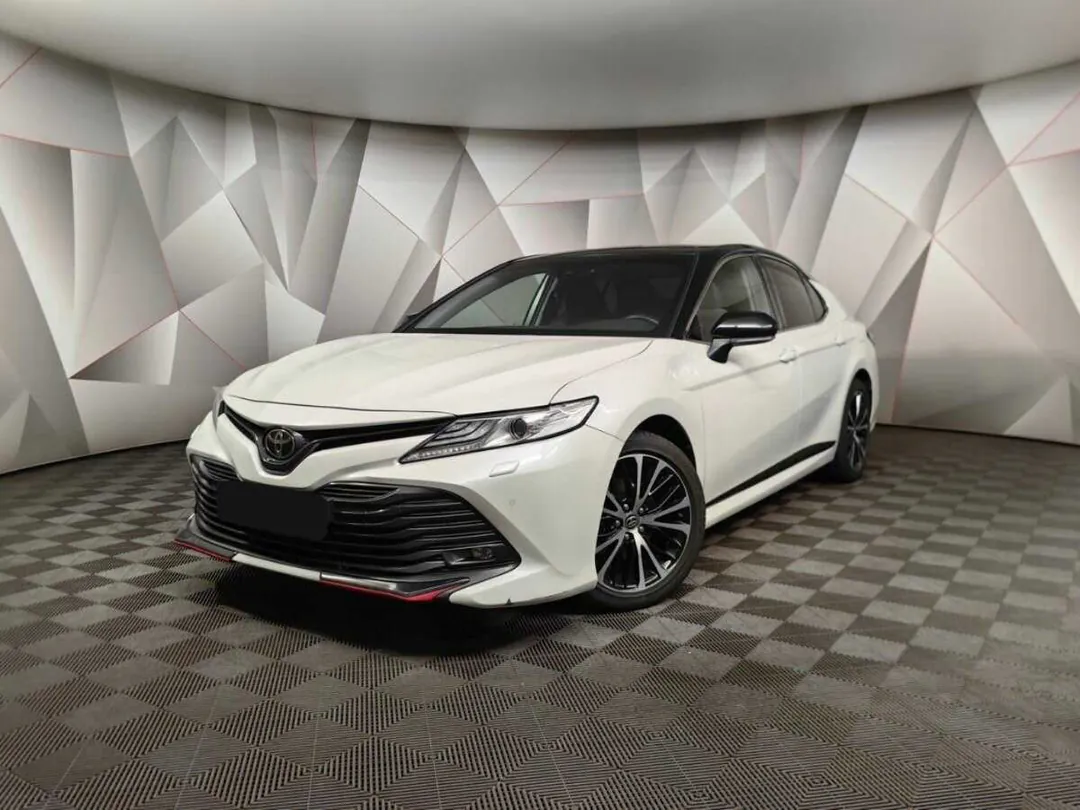 Toyota Camry, 2020