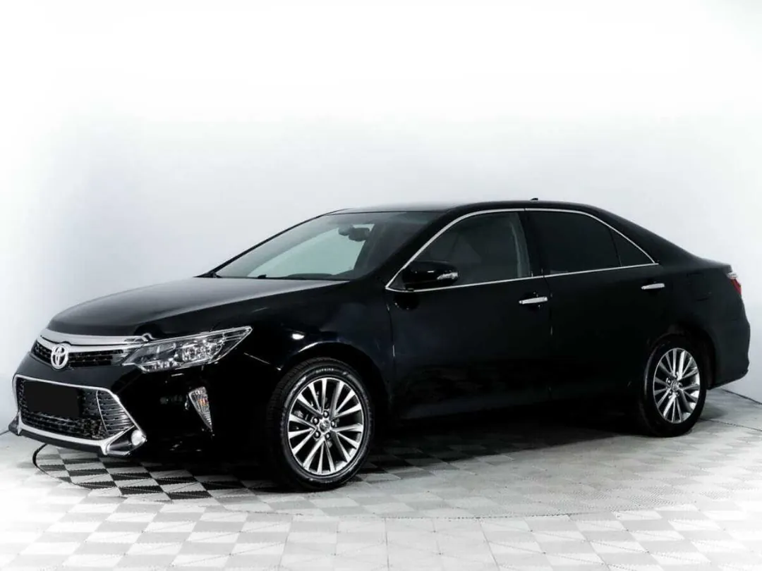 Toyota Camry, 2017