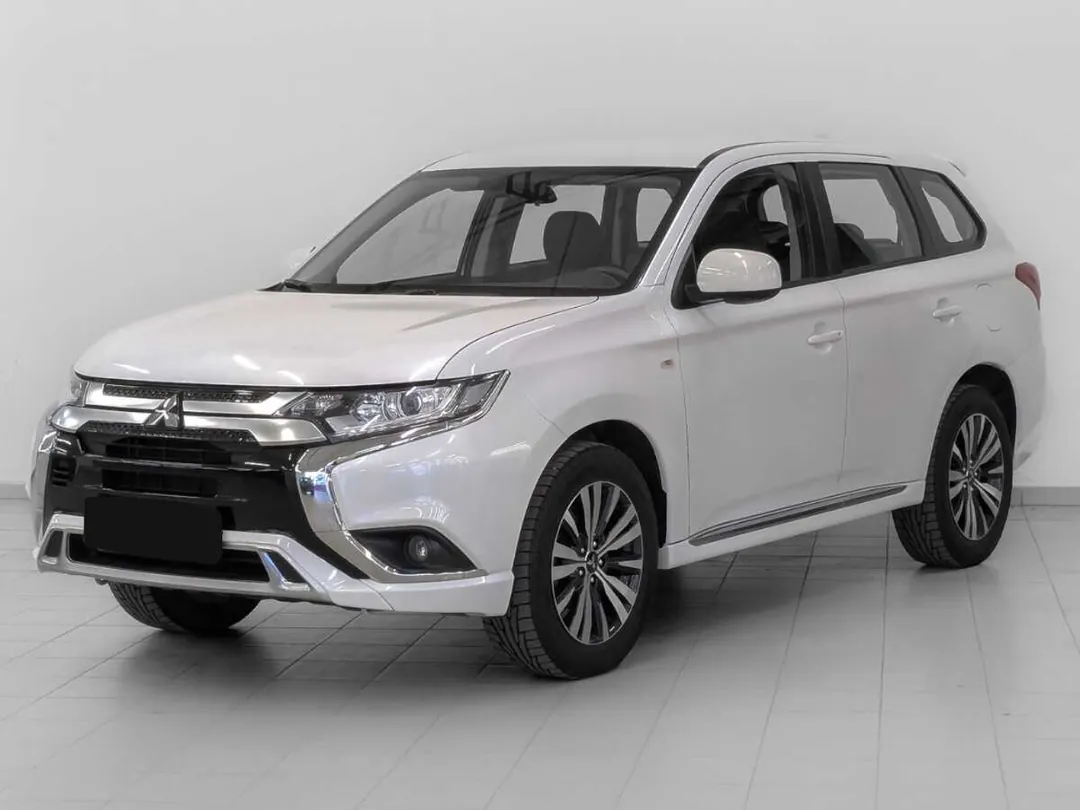 Mitsubishi Outlander, 2022