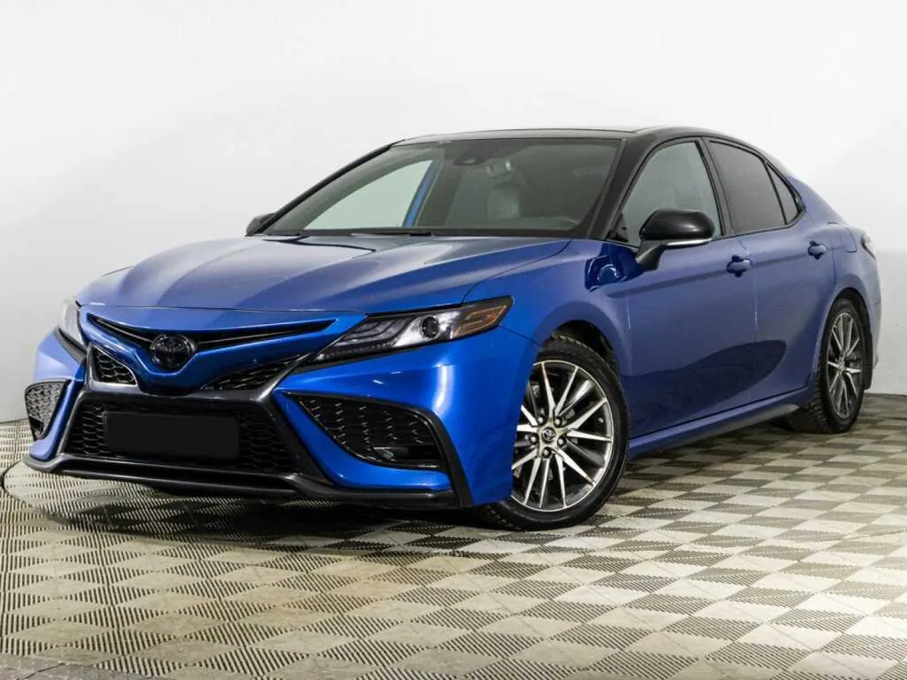 Toyota Camry, 2020