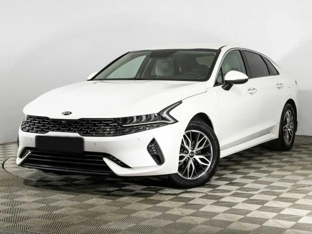 Kia K5, 2021