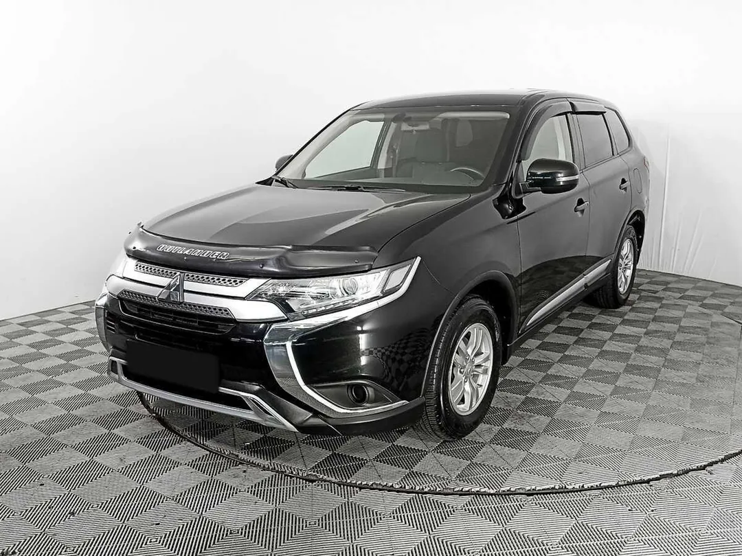 Mitsubishi Outlander, 2021