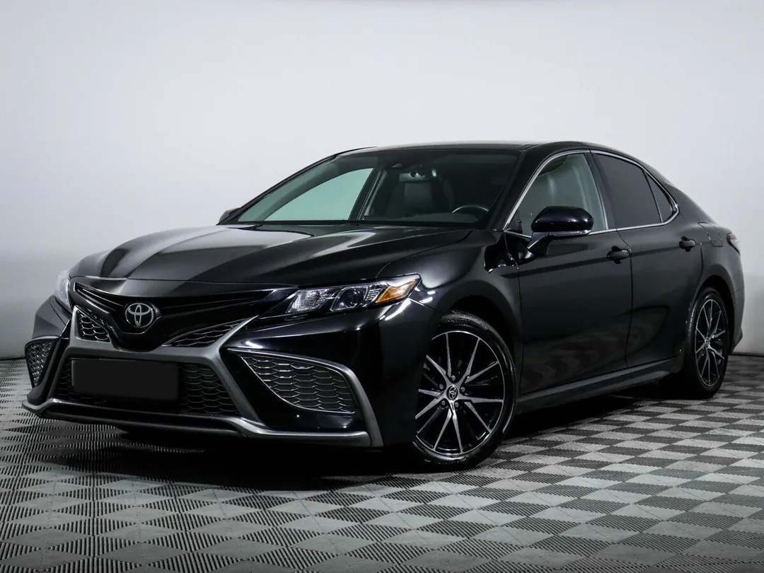 Toyota Camry, 2023