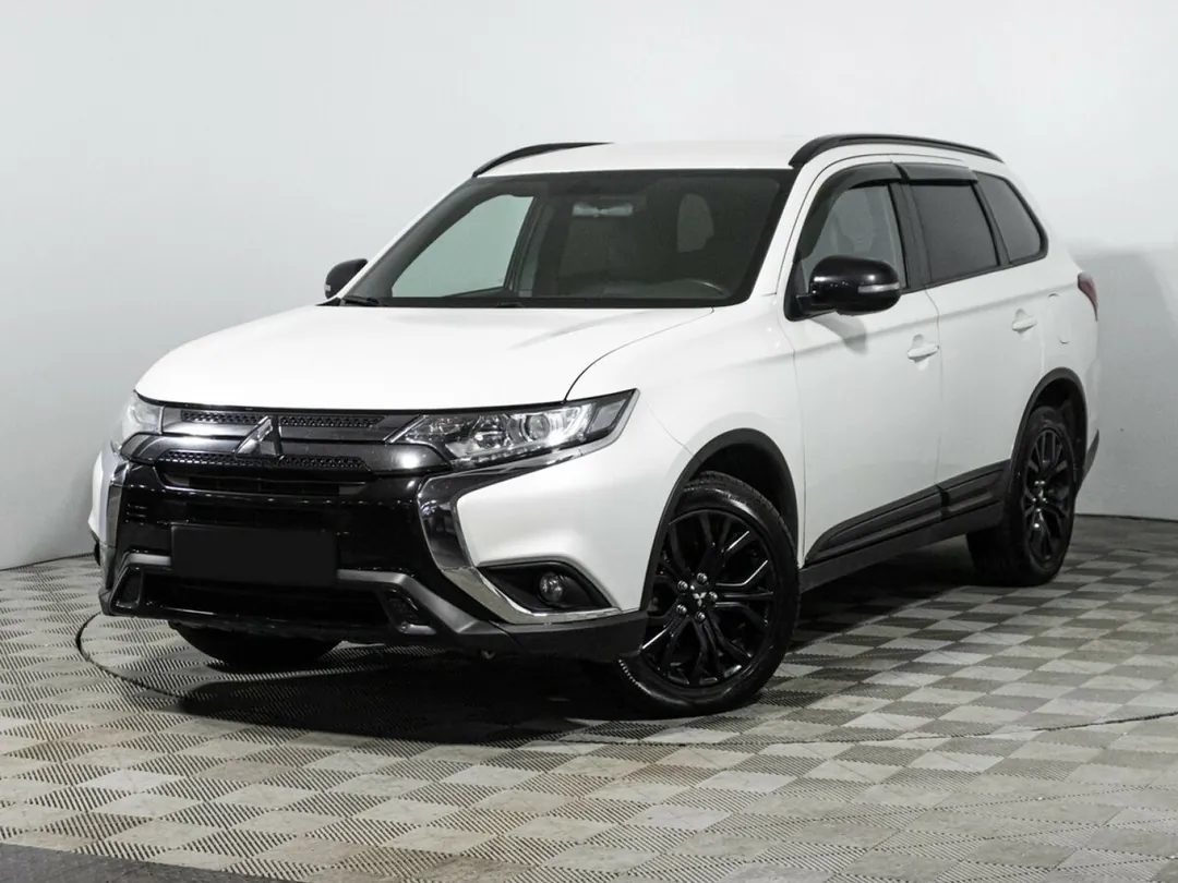 Mitsubishi Outlander, 2021