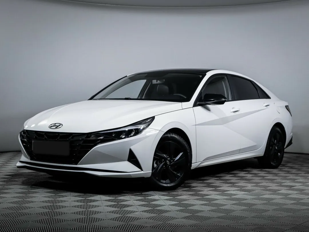 Hyundai Elantra, 2023