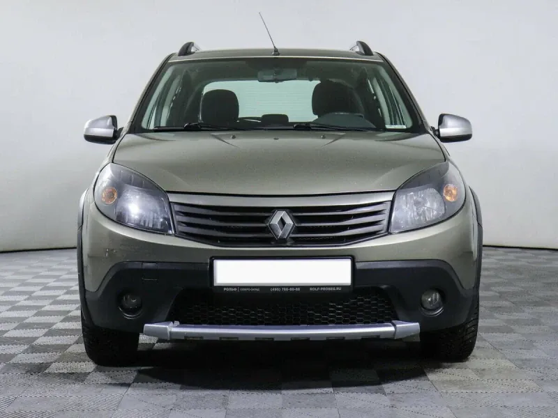 Renault Sandero, 2013